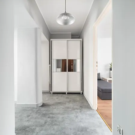 Kosciuszki Square Retreat, Real Apartments ! Appartement