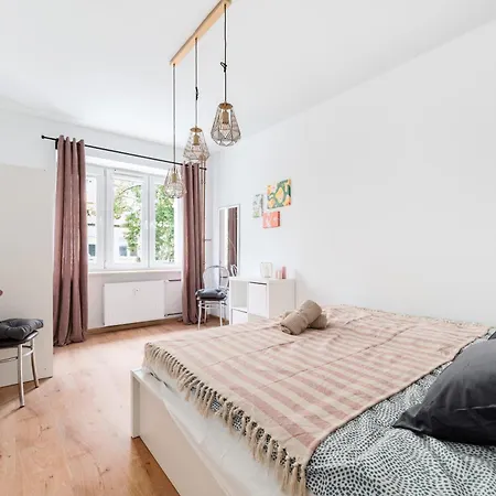 Kosciuszki Square Retreat, Fiesta ! Daire *