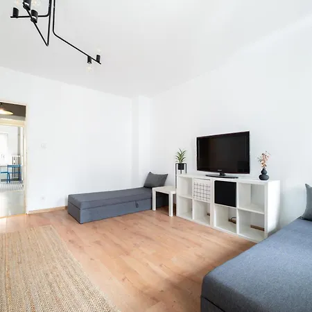 Kosciuszki Square Retreat, Real Apartments ! Appartement
