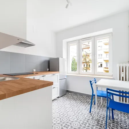 Daire Kosciuszki Square Retreat, Fiesta ! Gdynia